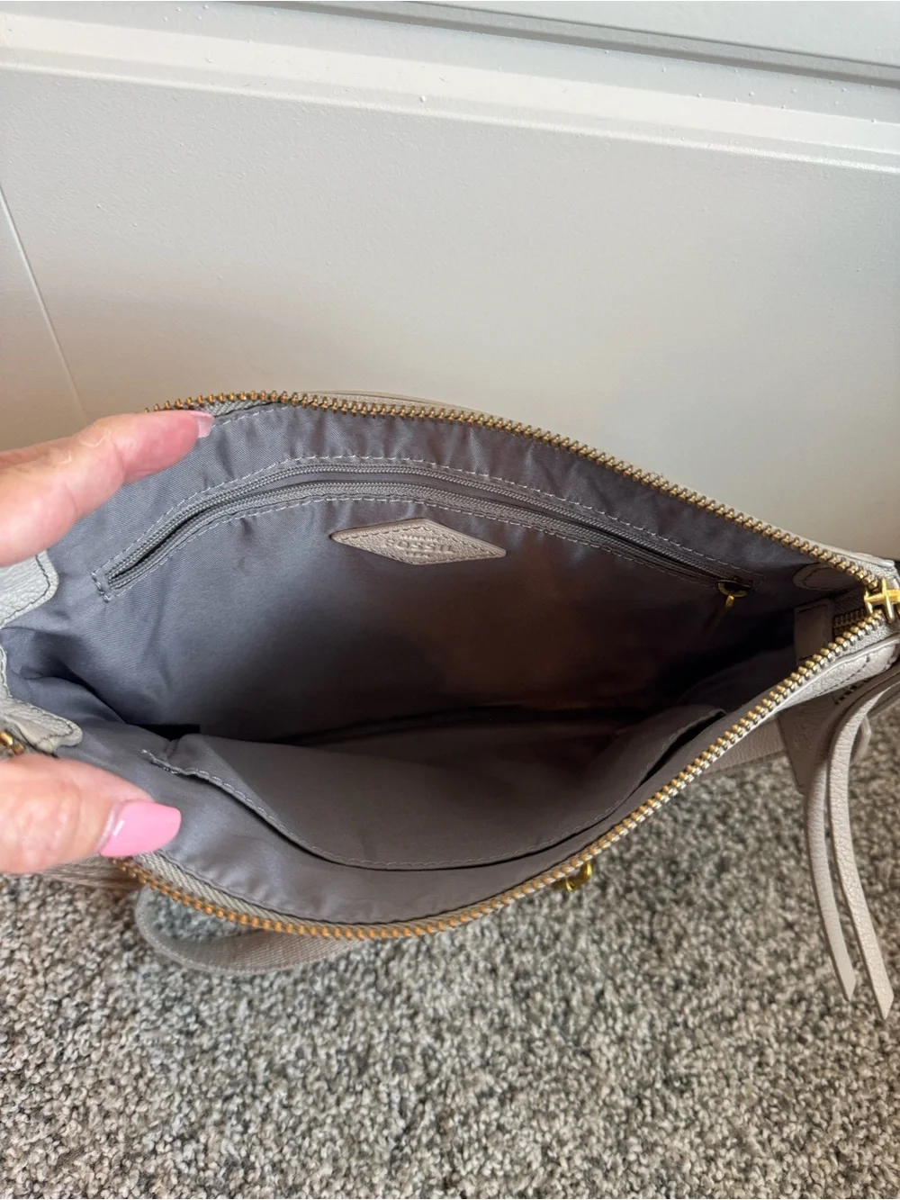 Fossil Pebbled Leather Crossbody Bag in Light Taupe